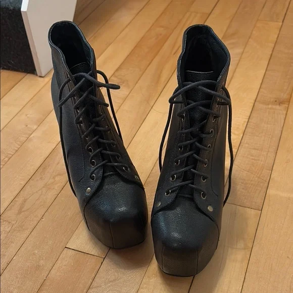 Jeffrey Campbell Black Lace Up Boots with Chunky Heel - Picture 4 of 4